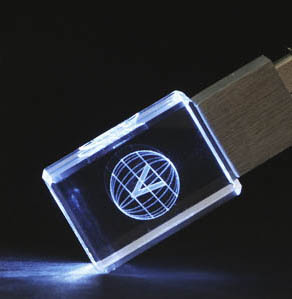 стеклянная флешка с 3D лого
